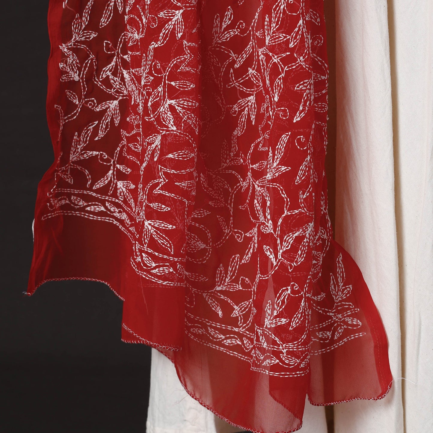 Chikankari Dupatta