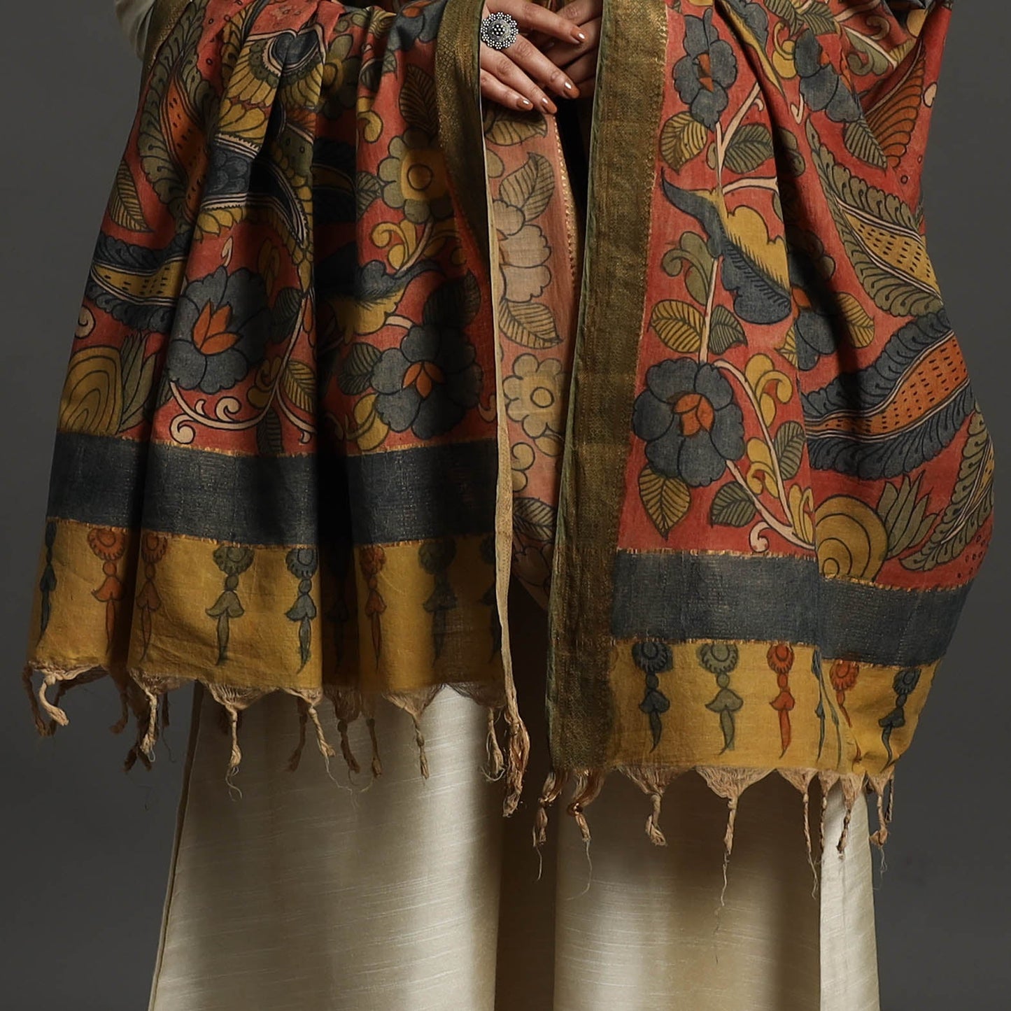 Red Mangalagiri Cotton Handpainted Pen Work Kalamkari Dupatta