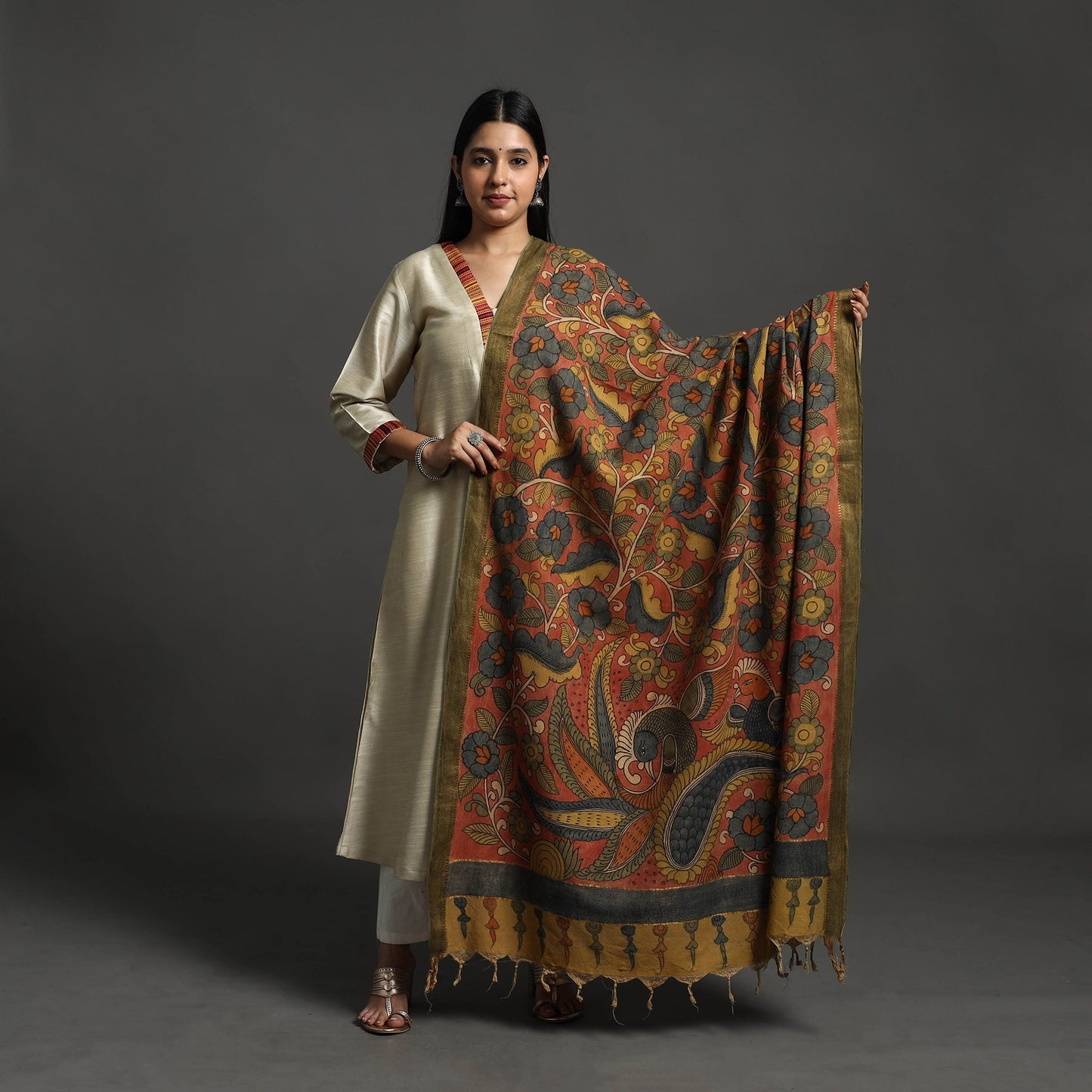 Red Mangalagiri Cotton Handpainted Pen Work Kalamkari Dupatta