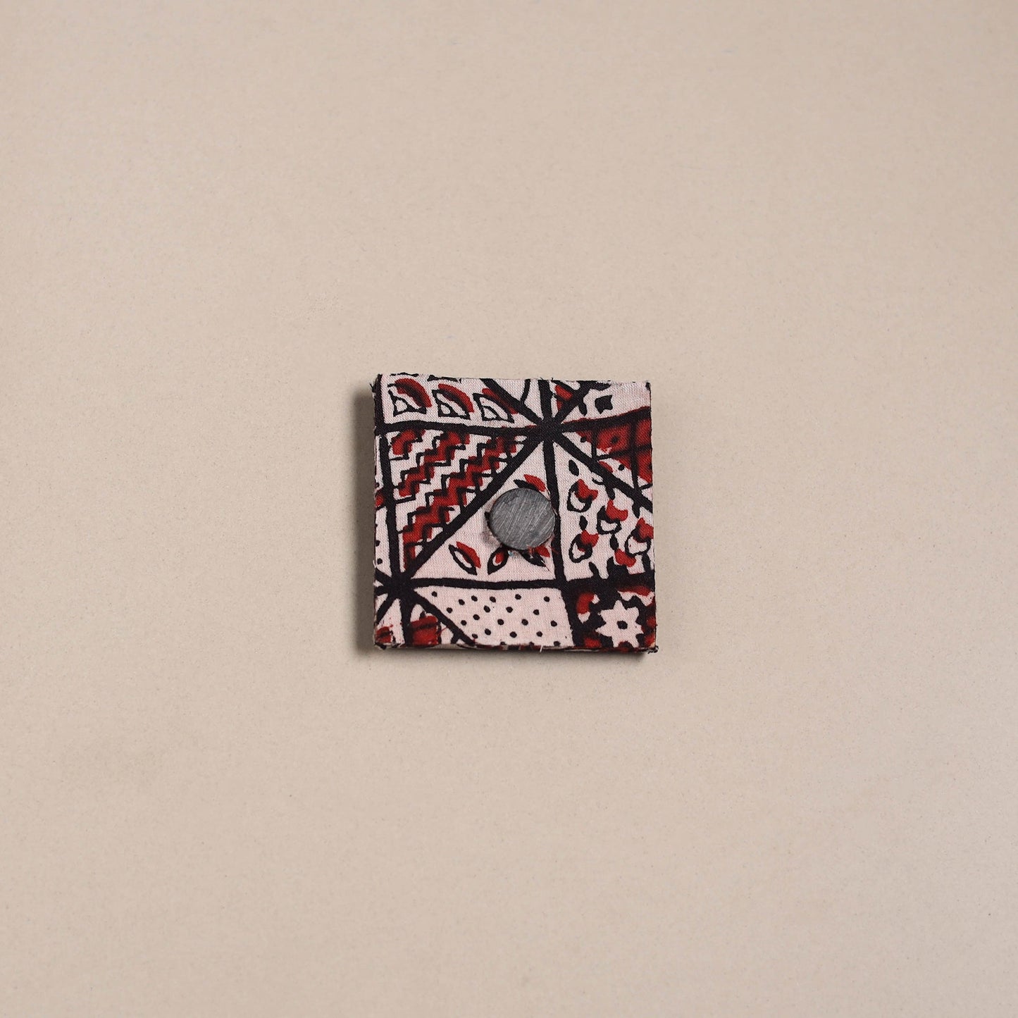 Red - mirror work handmade fabart jute magnet 02