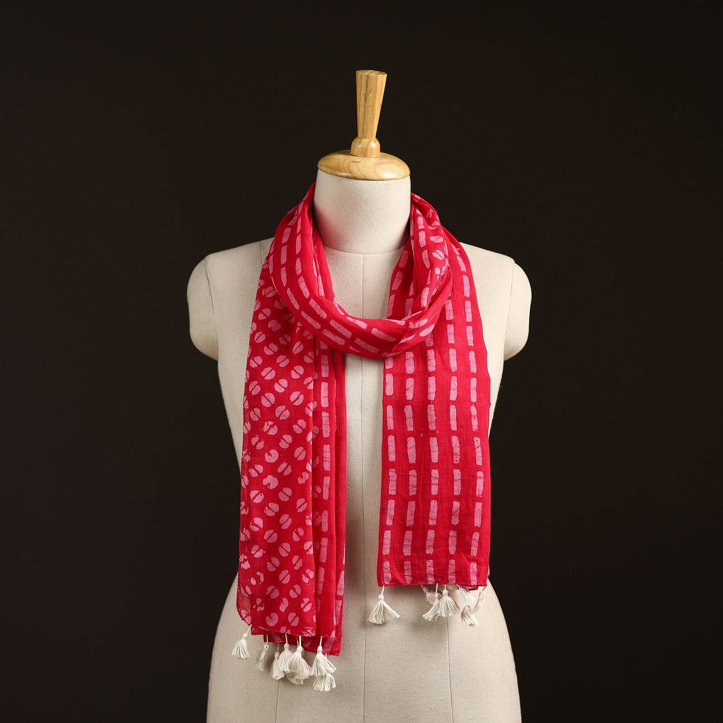 Mul cotton kutch hand batik stole with tassels 17