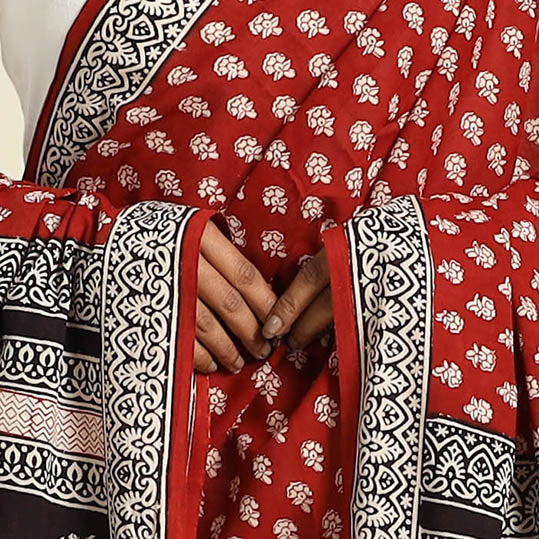 Red Natural Dye Mul Cotton Bagh Print Dupatta