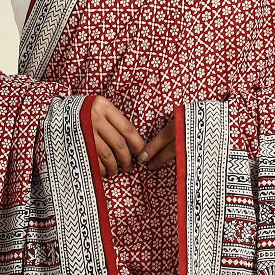 Red Natural Dye Mul Cotton Bagh Print Dupatta
