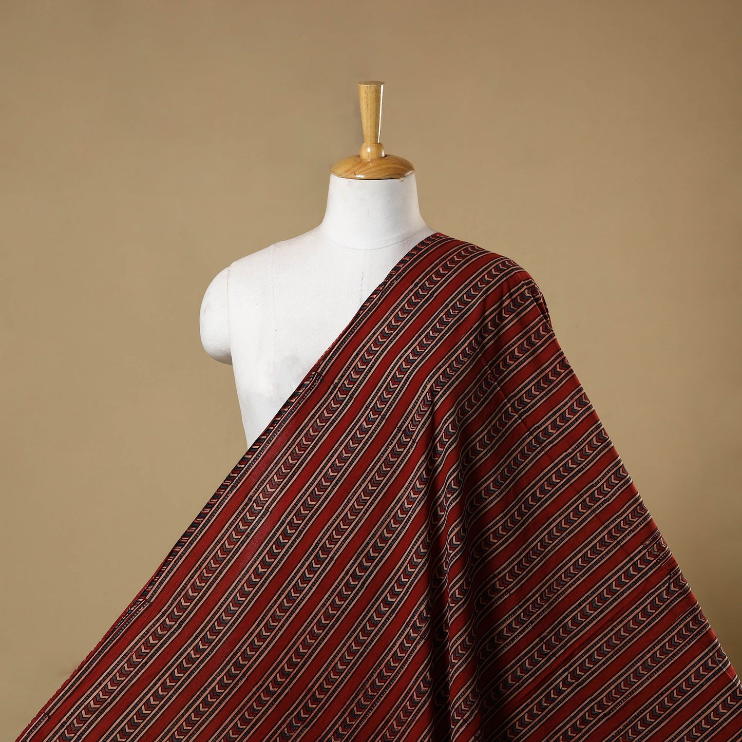 Red - natural dyed cotton hand fabric 03 - handcrafted
