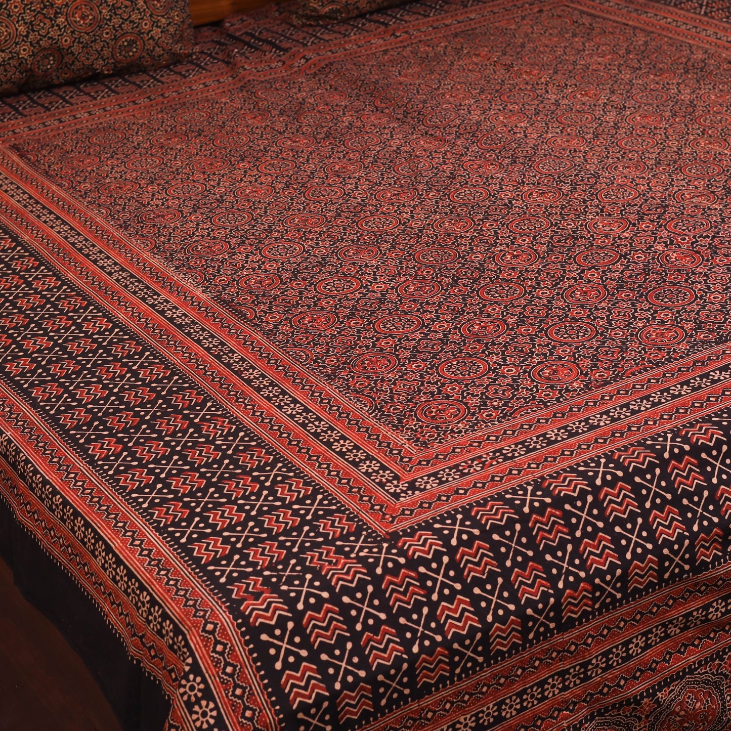 Red - natural dyed cotton double bed sheet set 09