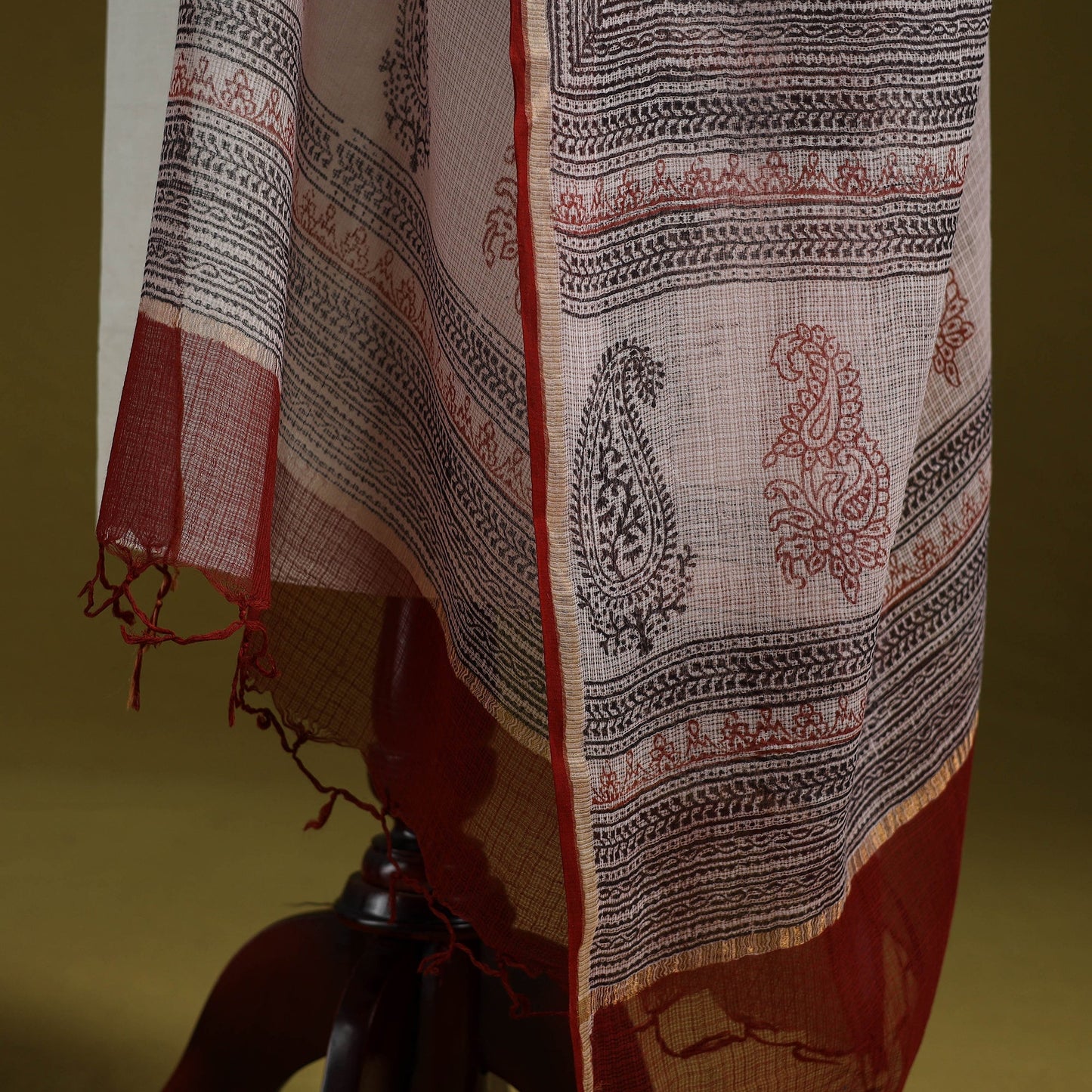 Natural dyed kota doria cotton hand block bagh print