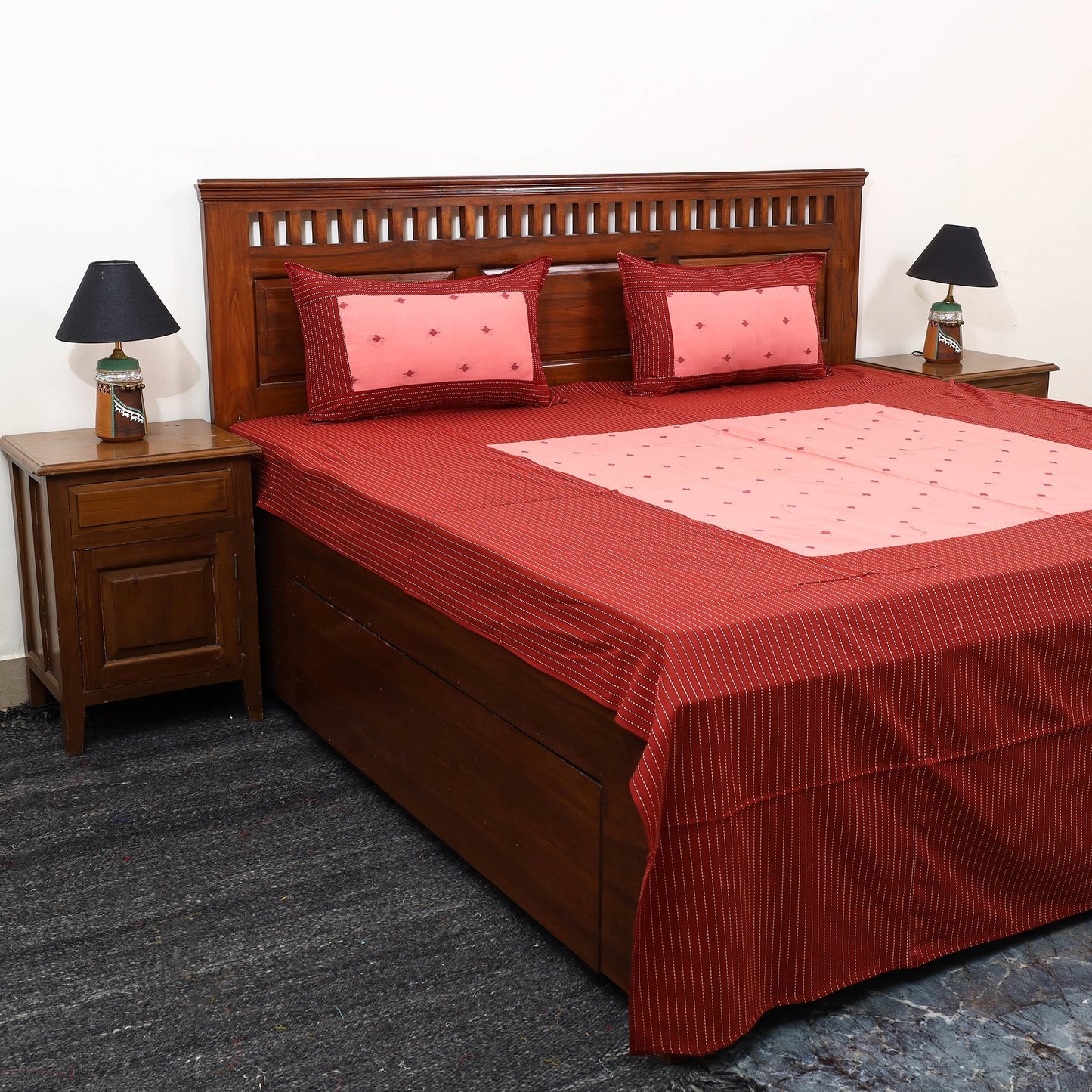 Red Patchwork Cotton Double Jacquard Bed Sheet Set