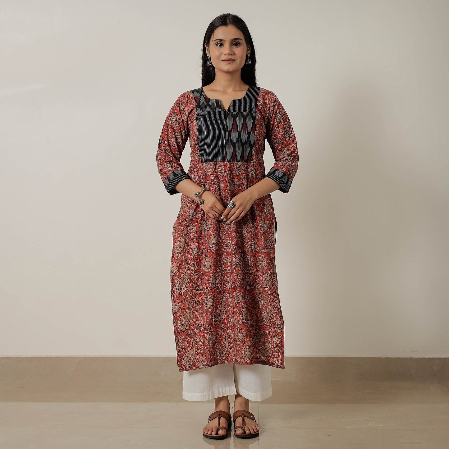 Buy Pedana Kalamkari Block Printed Cotton Straight Kurta with Patchwork 02 Online at iTokri.com