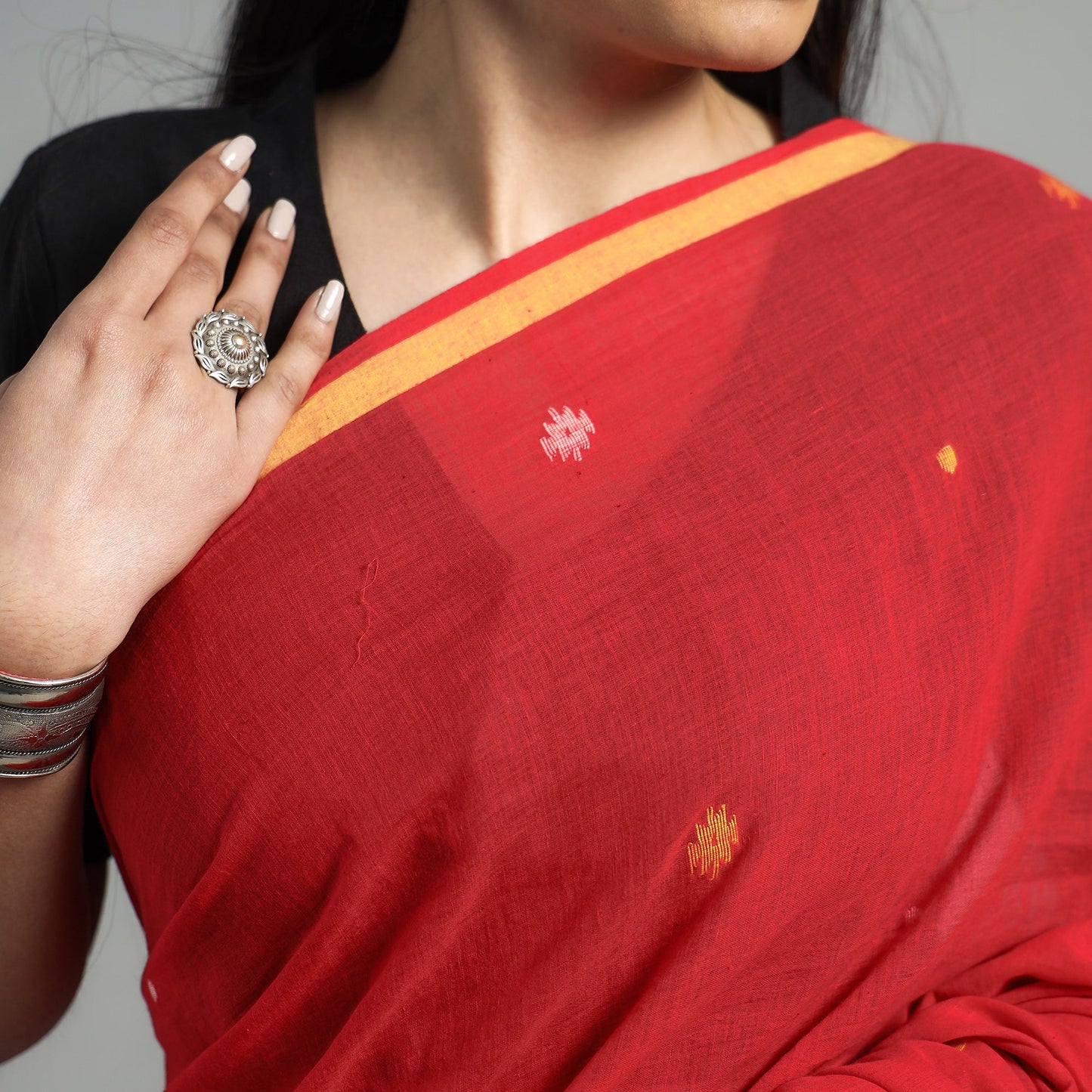 Red - Phulia Bengal Jamdani Buti Handloom Cotton Saree