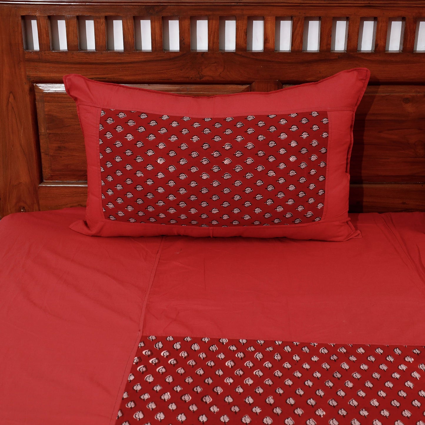 Plain Cotton Double Bed Cover Set with Bagh Patchwork