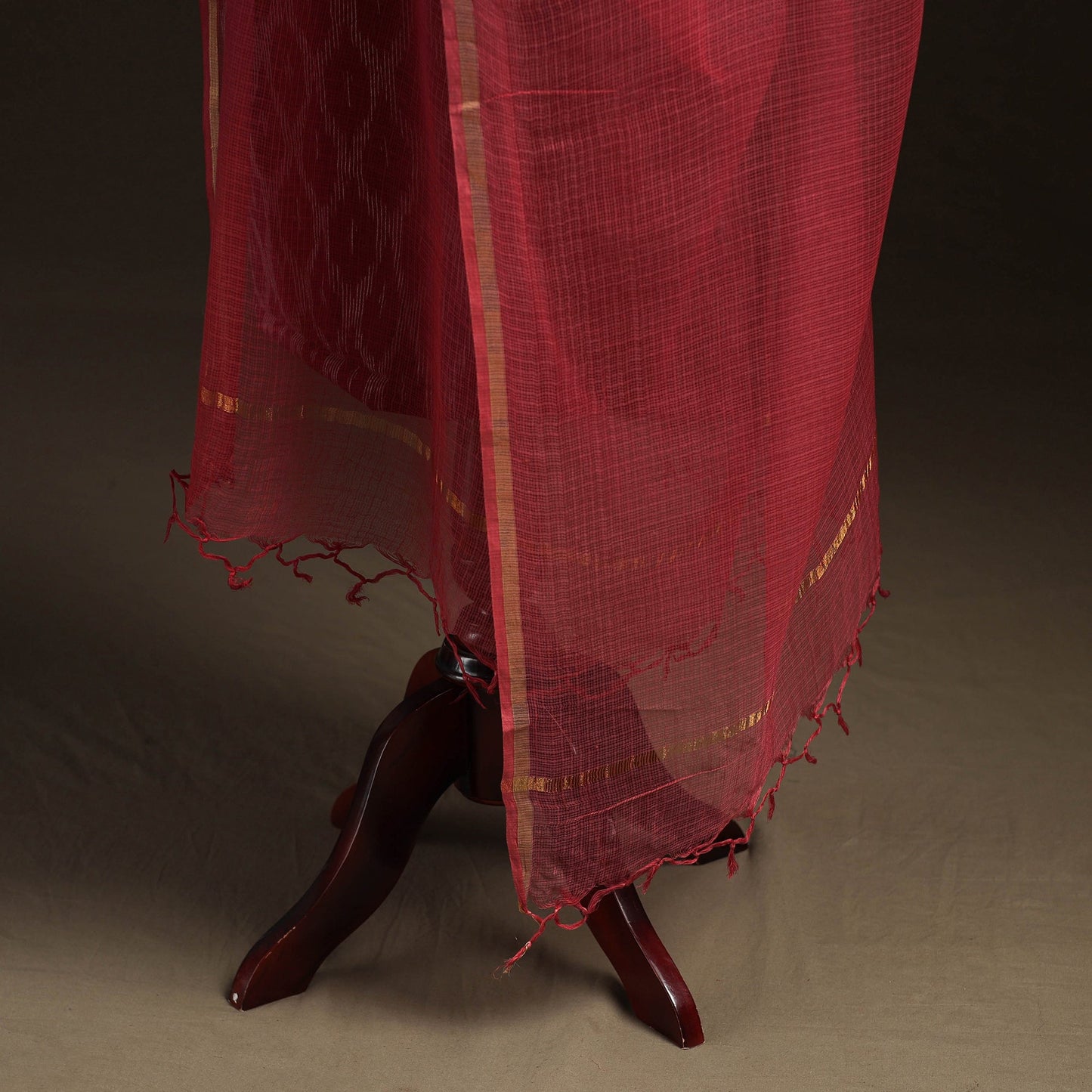 Plain cotton kota doria dupatta 14 - handcrafted