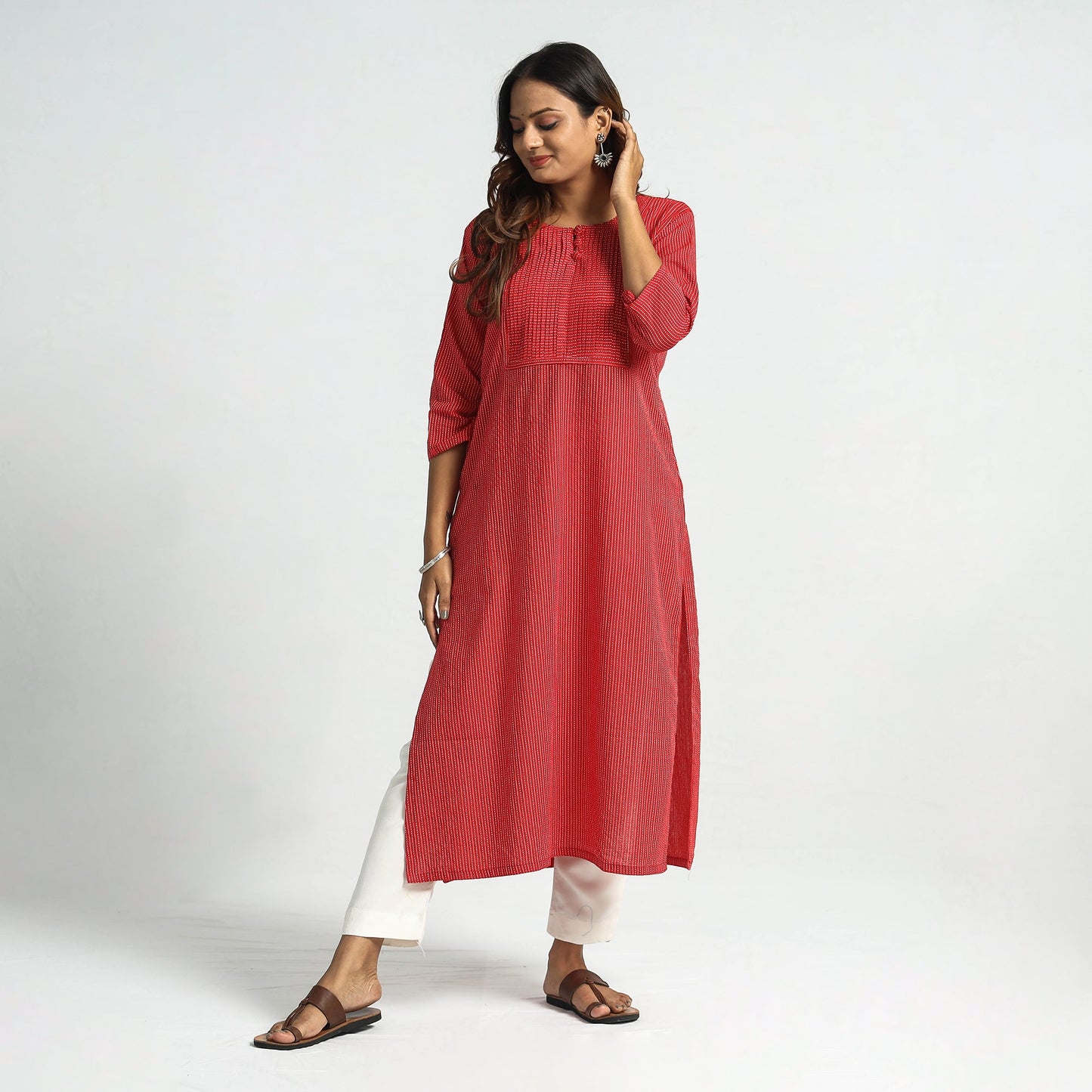 Buy Plain Running Stitch Cotton Pintuck Long Kurta Online at iTokri.com