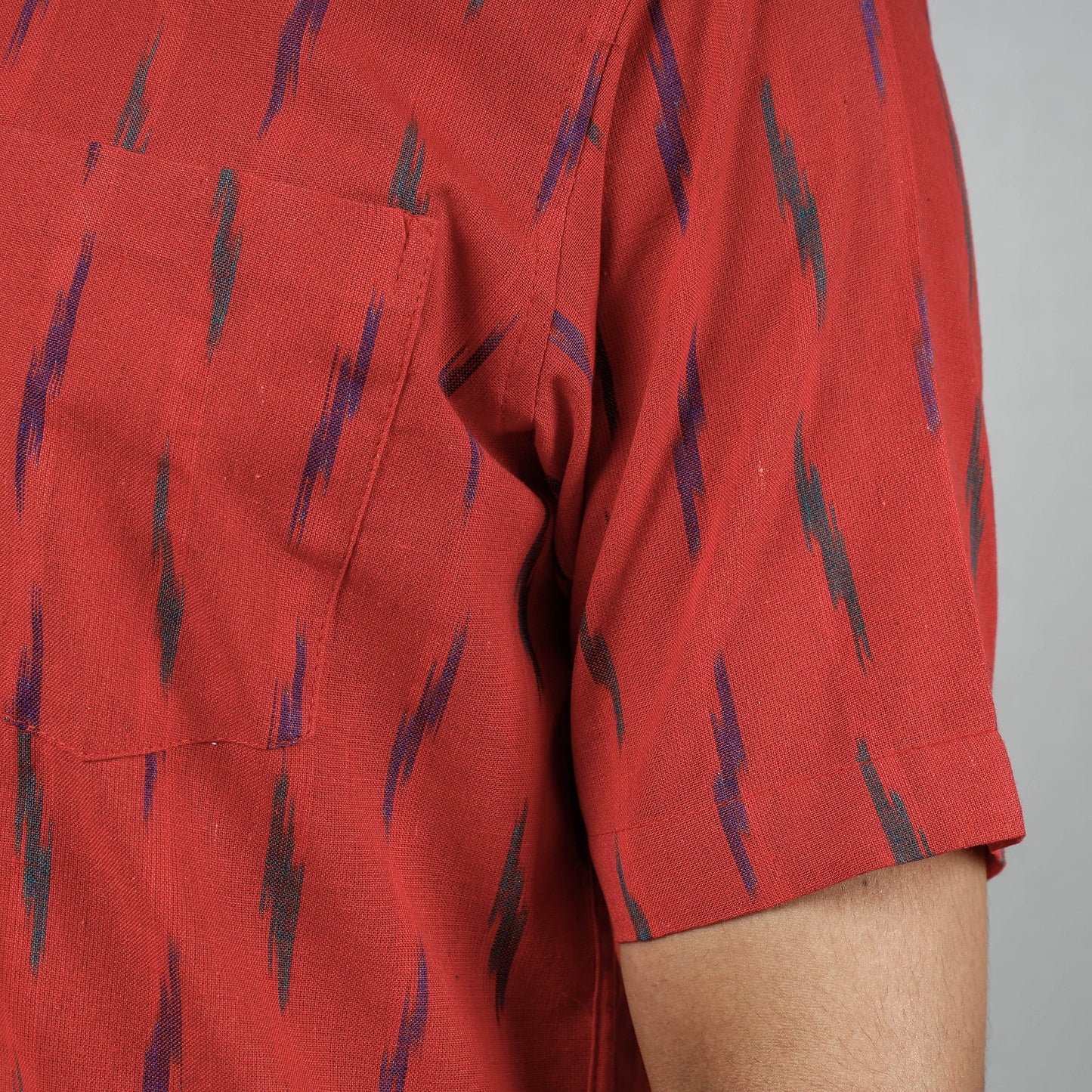 Buy Pochampally Ikat Weave Cotton Men Half Sleeve Shirt Online at iTokri.com