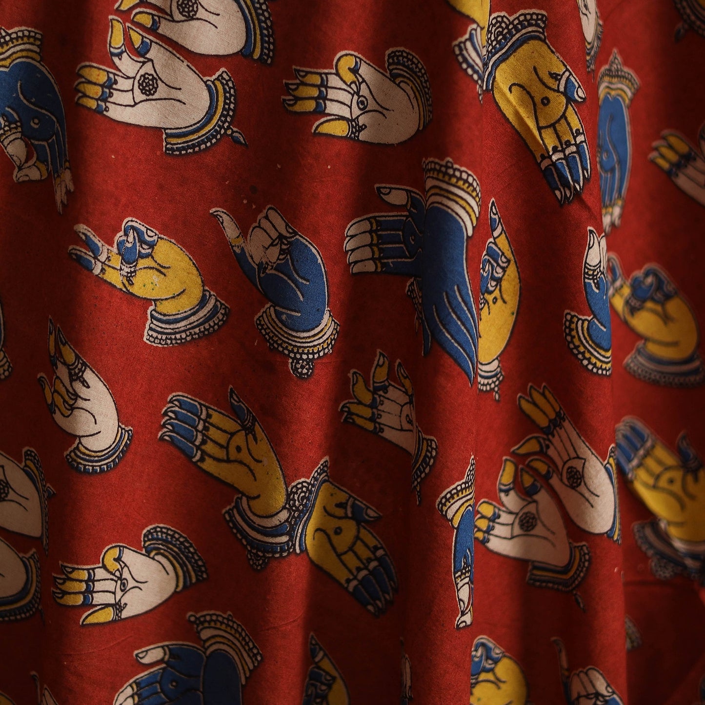 Printed cotton kalamkari fabric 05 - handcrafted