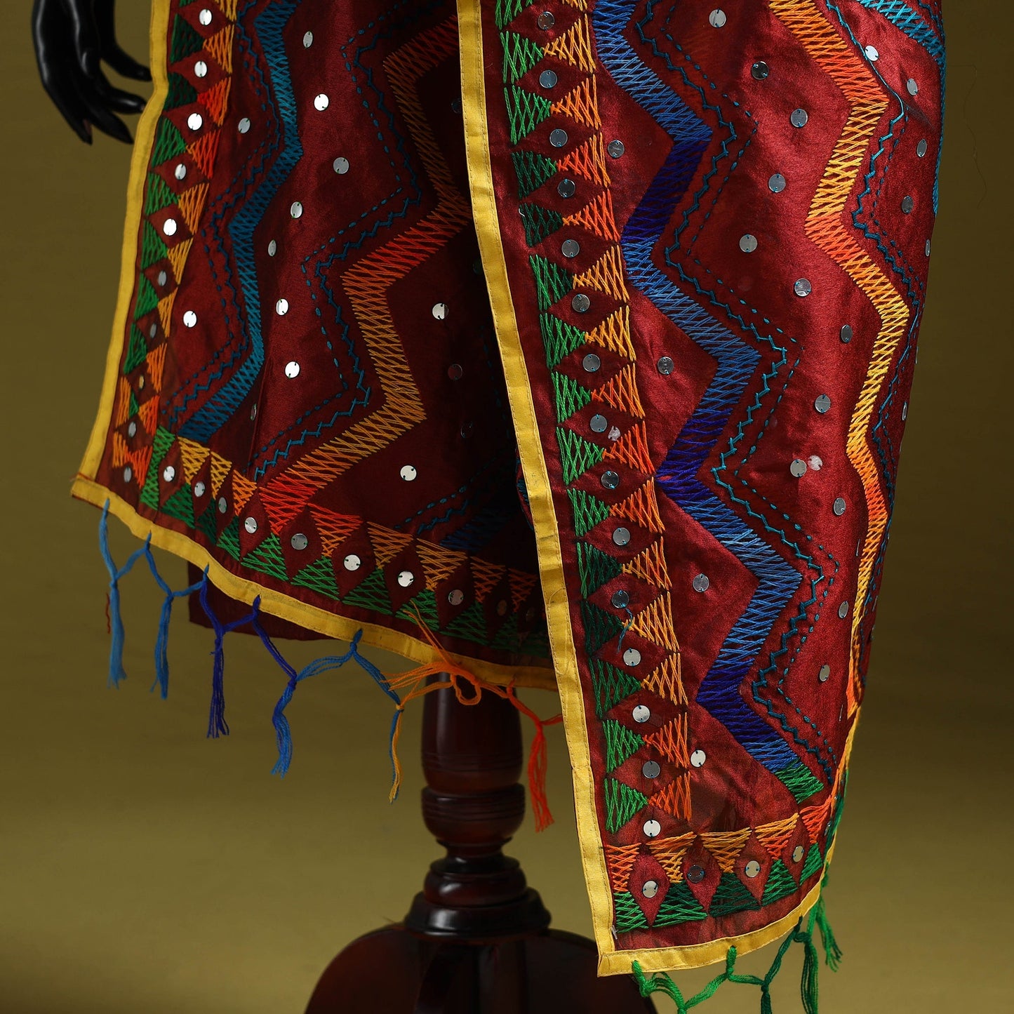 Ranihati chanderi silk zig zag hand embroidery dupatta 16