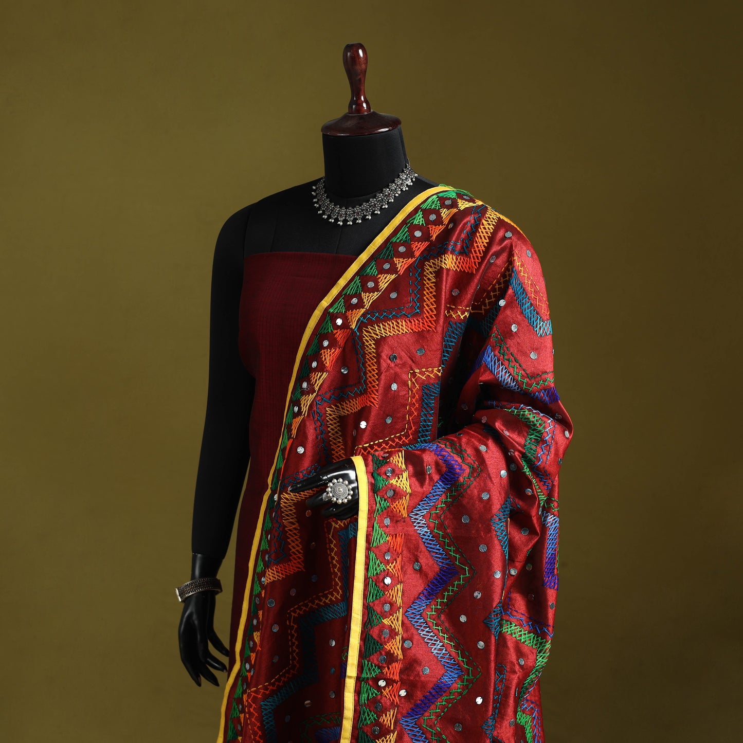 Ranihati chanderi silk zig zag hand embroidery dupatta 28
