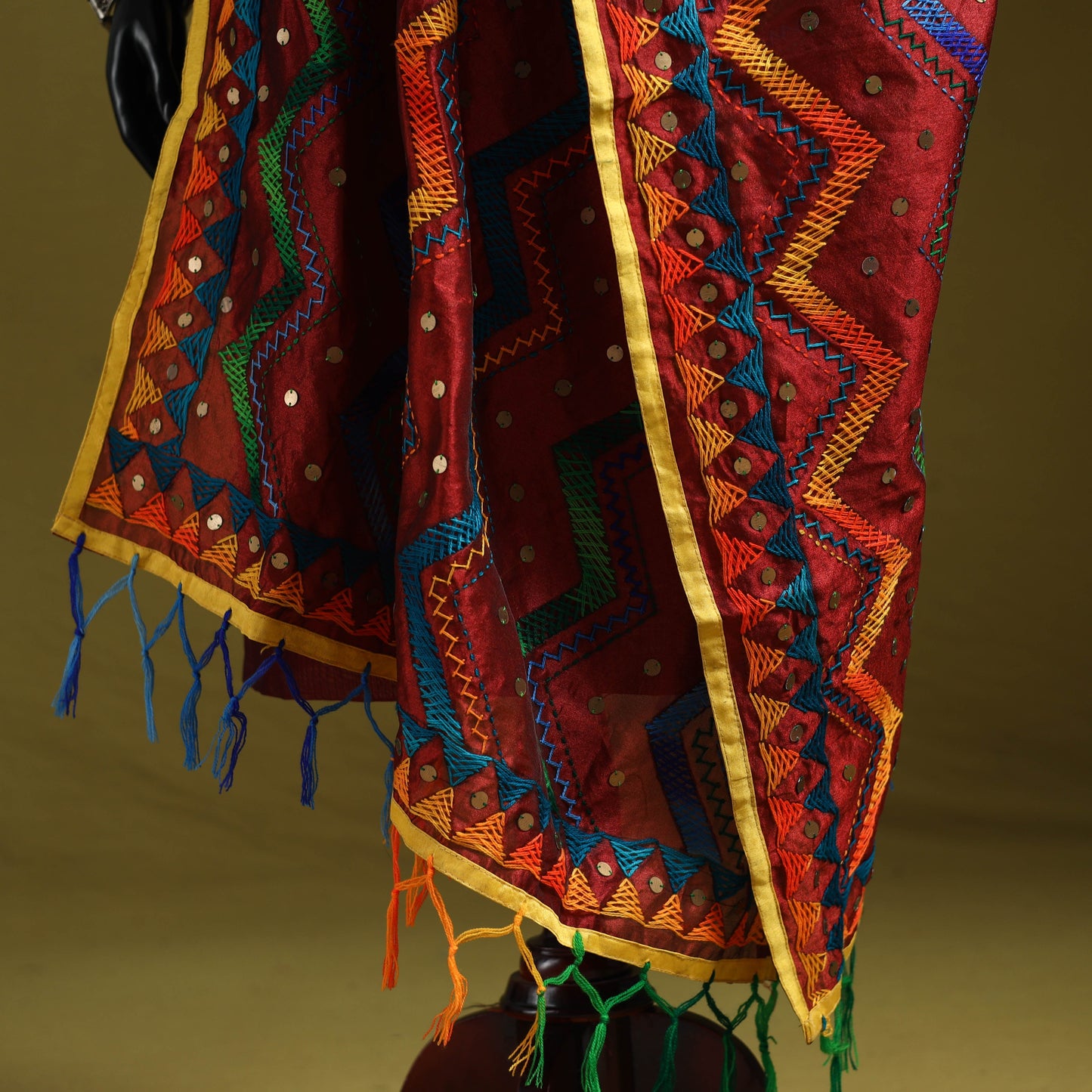 Ranihati chanderi silk zig zag hand embroidery dupatta 46