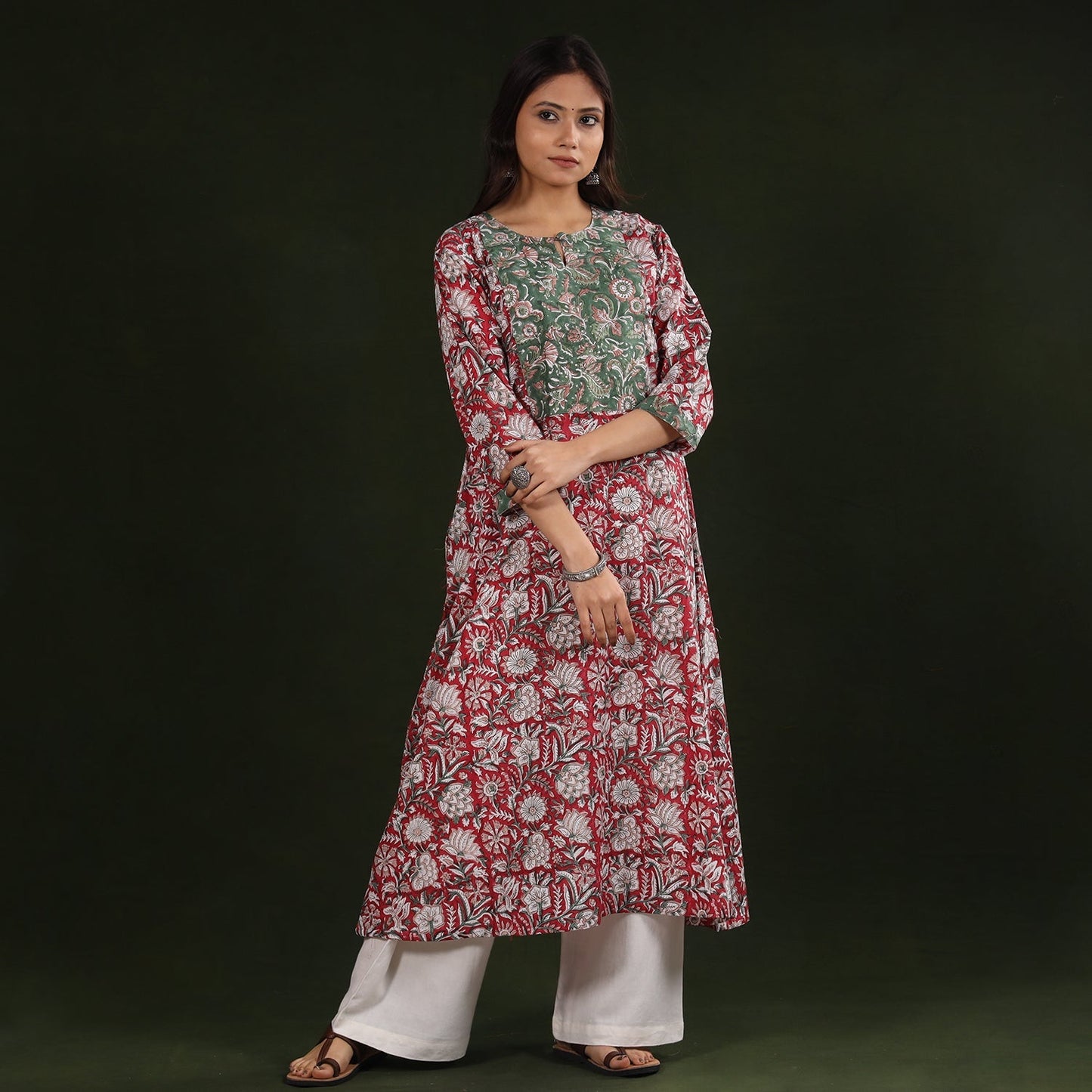 Buy Sanganeri Block Printed Cotton Long Kurta Online at iTokri.com
