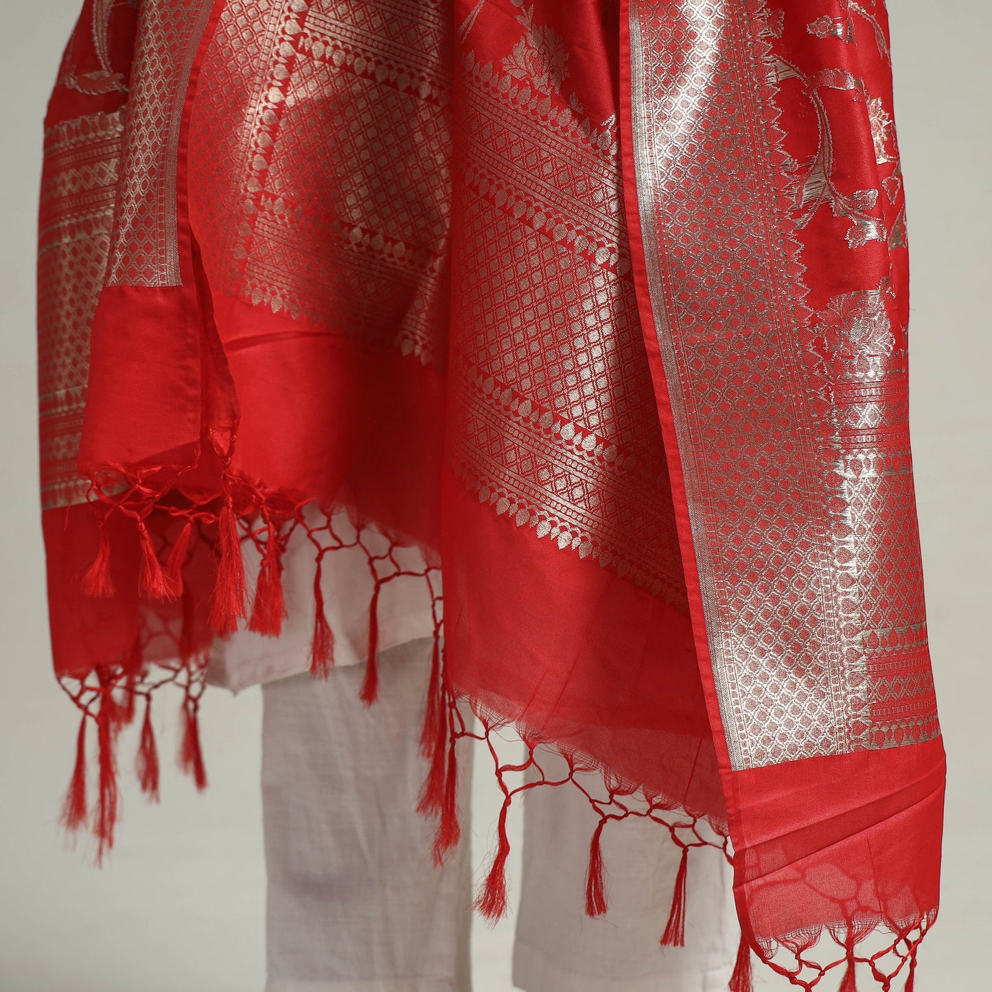 Semi Silk Zari Jaal Banarasi Dupatta