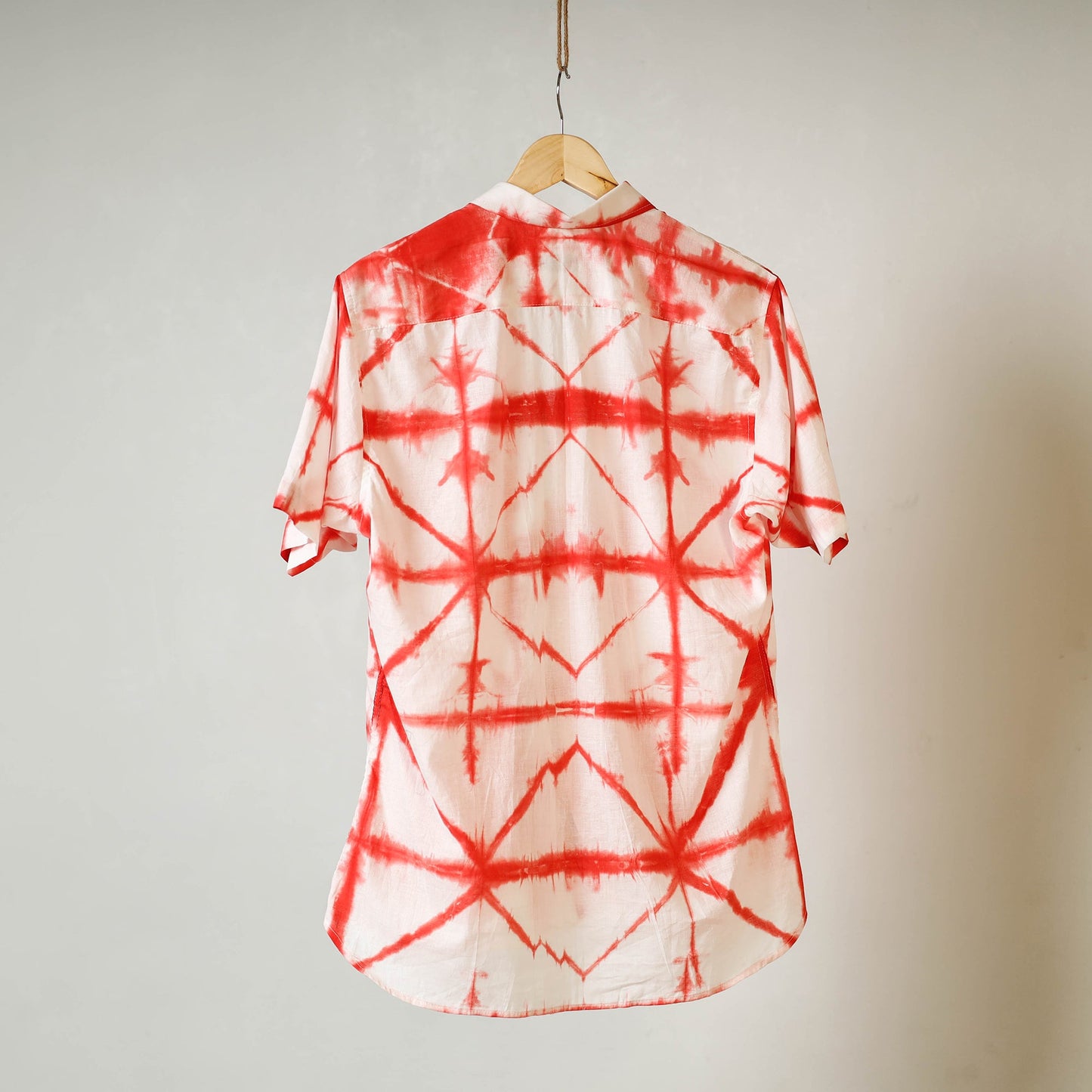 Red - shibori tie-dye mul cotton men half sleeve shirt