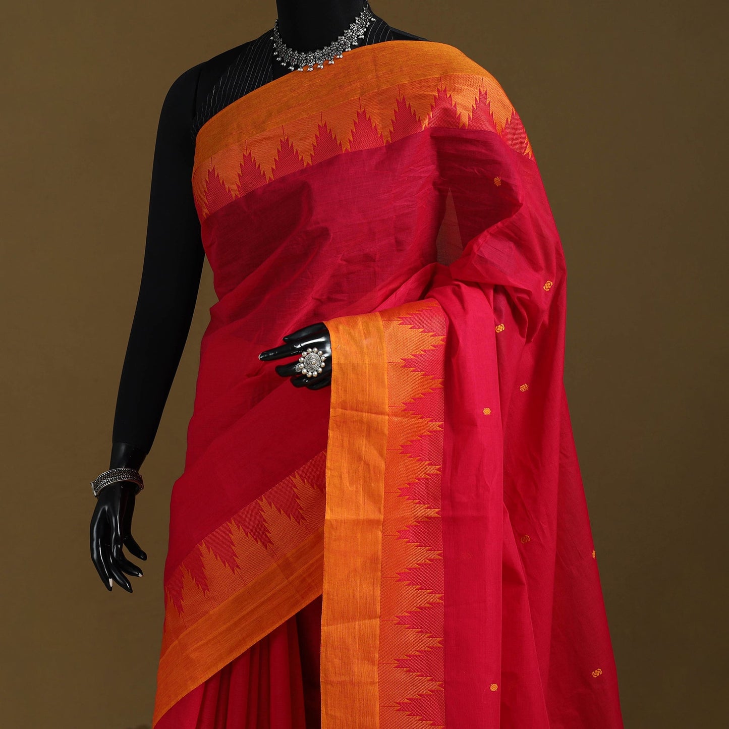 Thread buti cotton kanchipuram saree with border 33