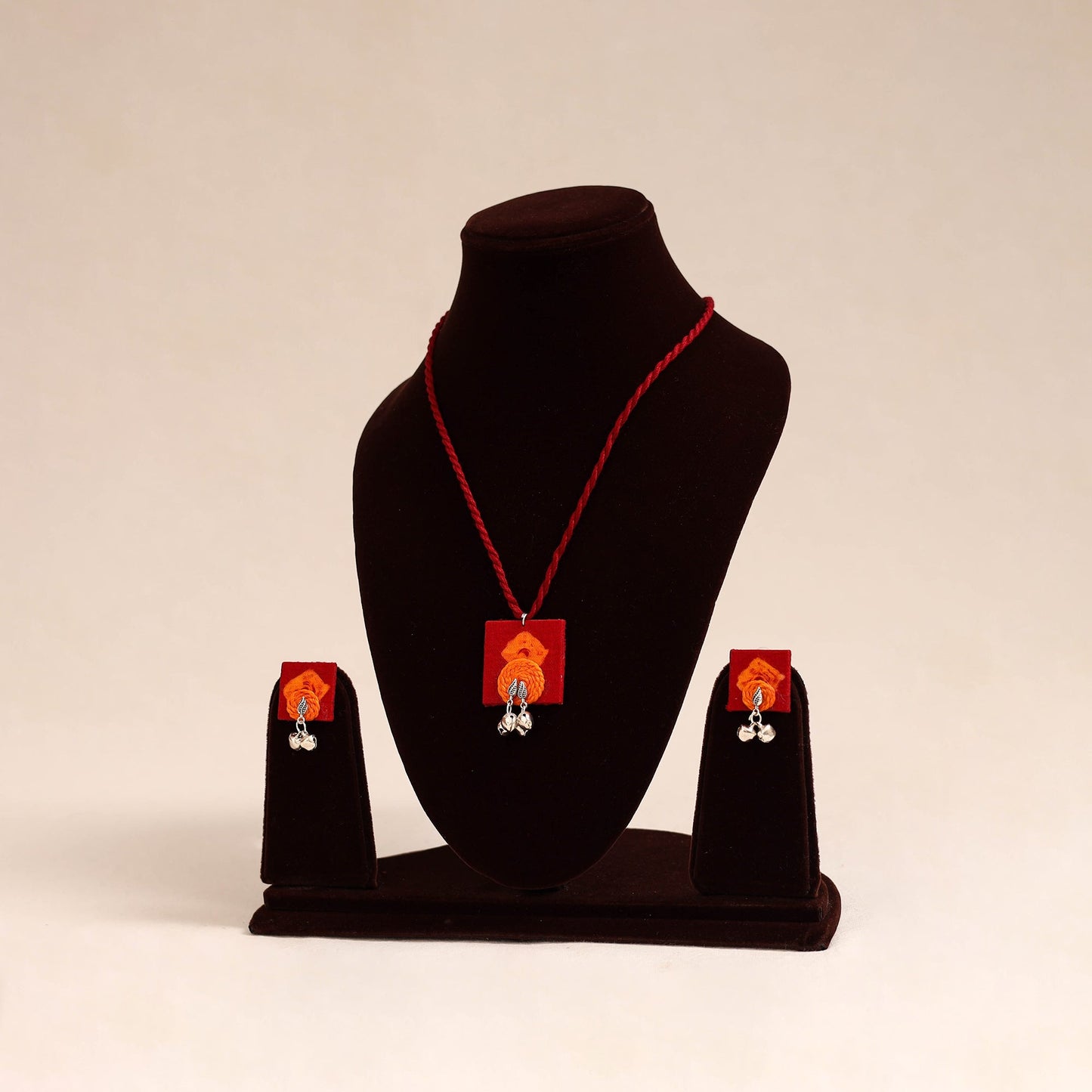 Red - thread work gs fabart necklace set 06 - handcrafted