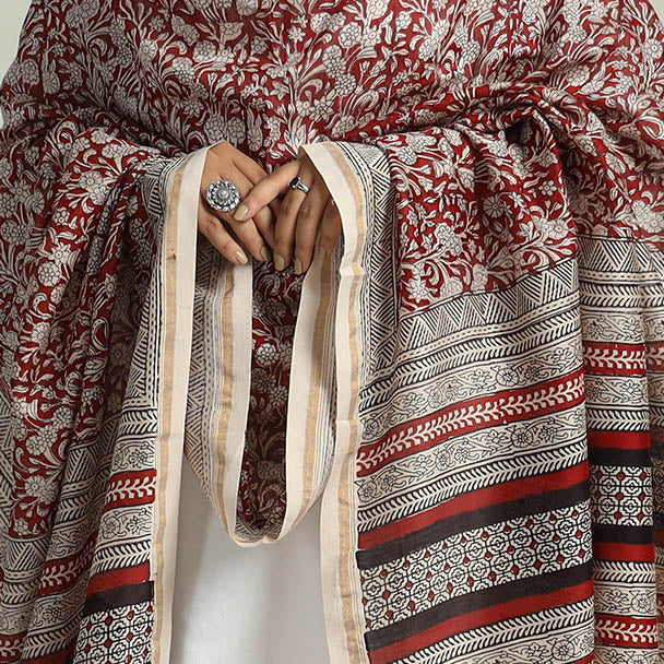 Red - traditional maheshwari silk bagh dupatta 05