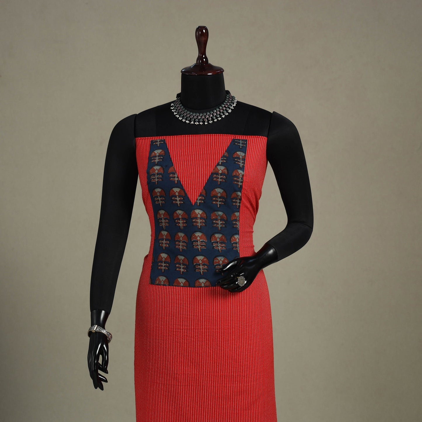 Red Unstitched Plain Cotton Kurta Material