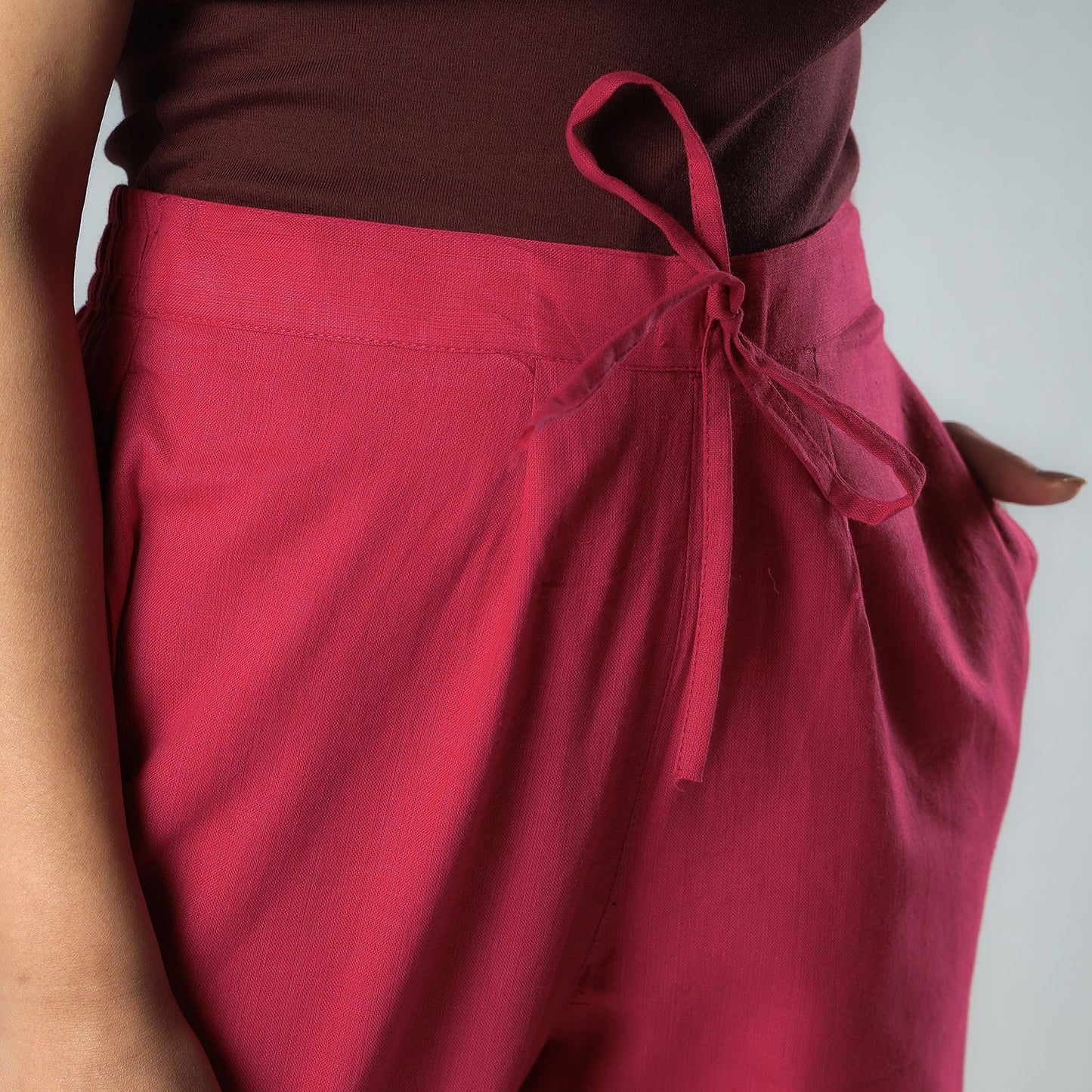 Buy Plain Dyed Cotton Relaxed Fit Pant Online at iTokri.com