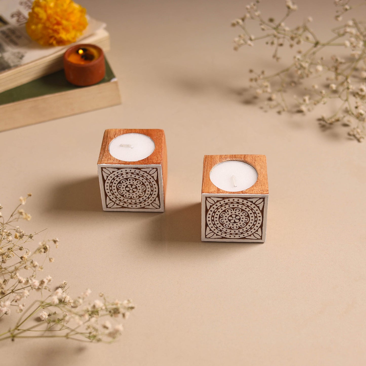 Set of 2 hand carved bakayan wood tealight candle holder 03