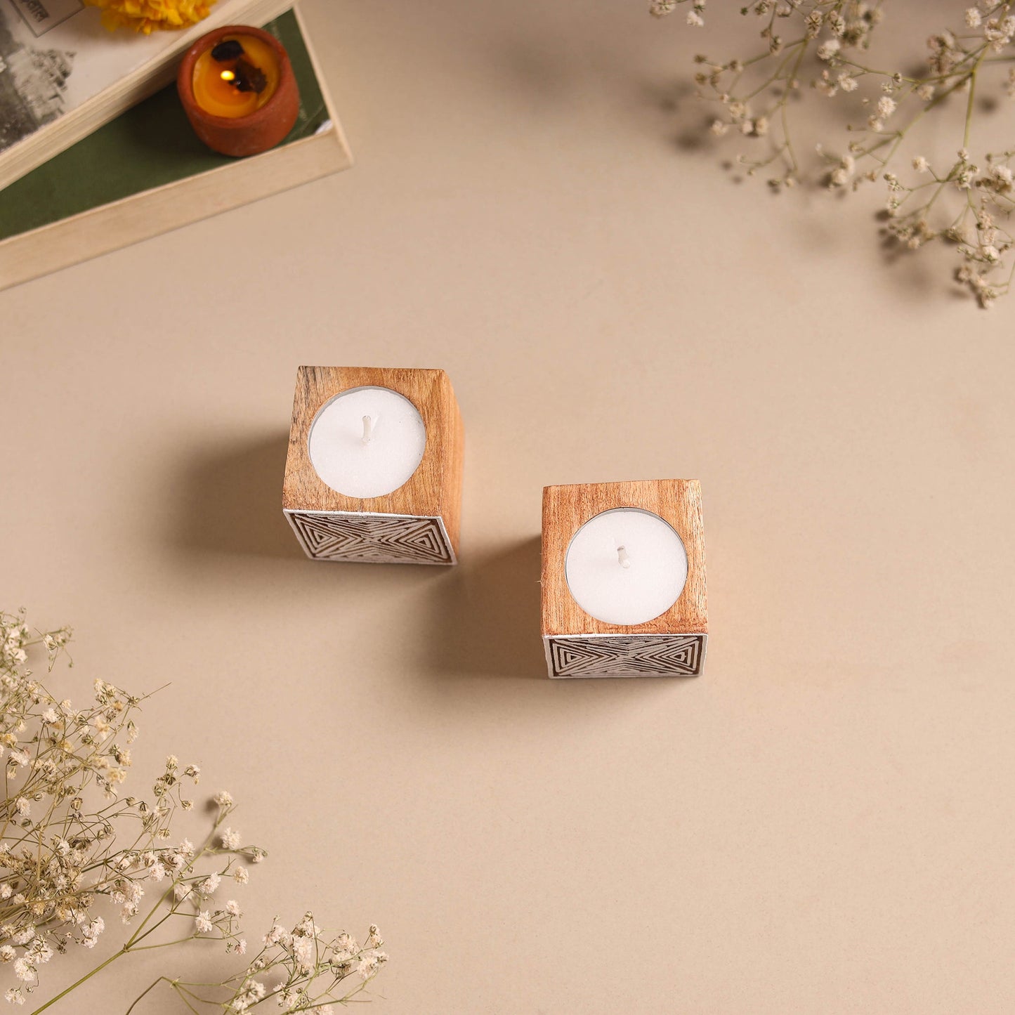 Set of 2 hand carved bakayan wood tealight candle holder 08