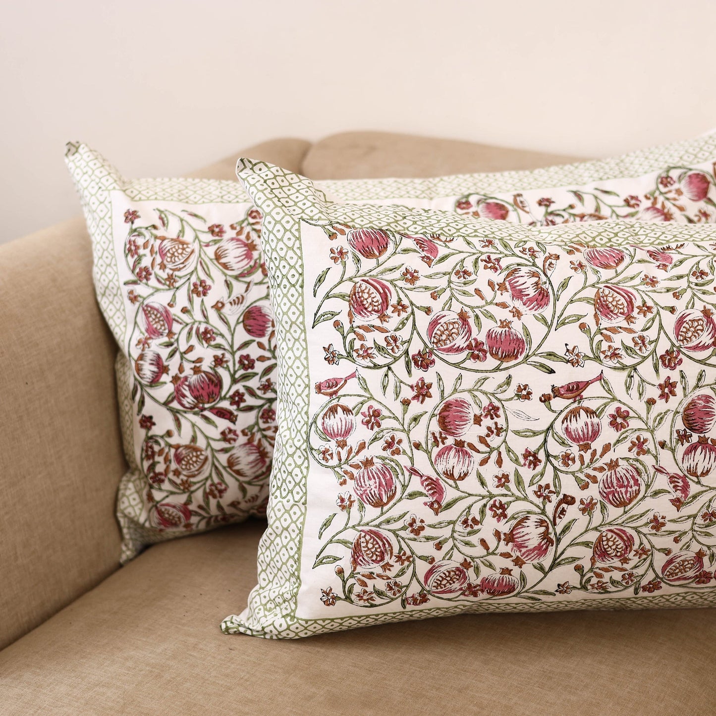 Set of 2 sanganeri cotton pillow covers 125 - handcrafted