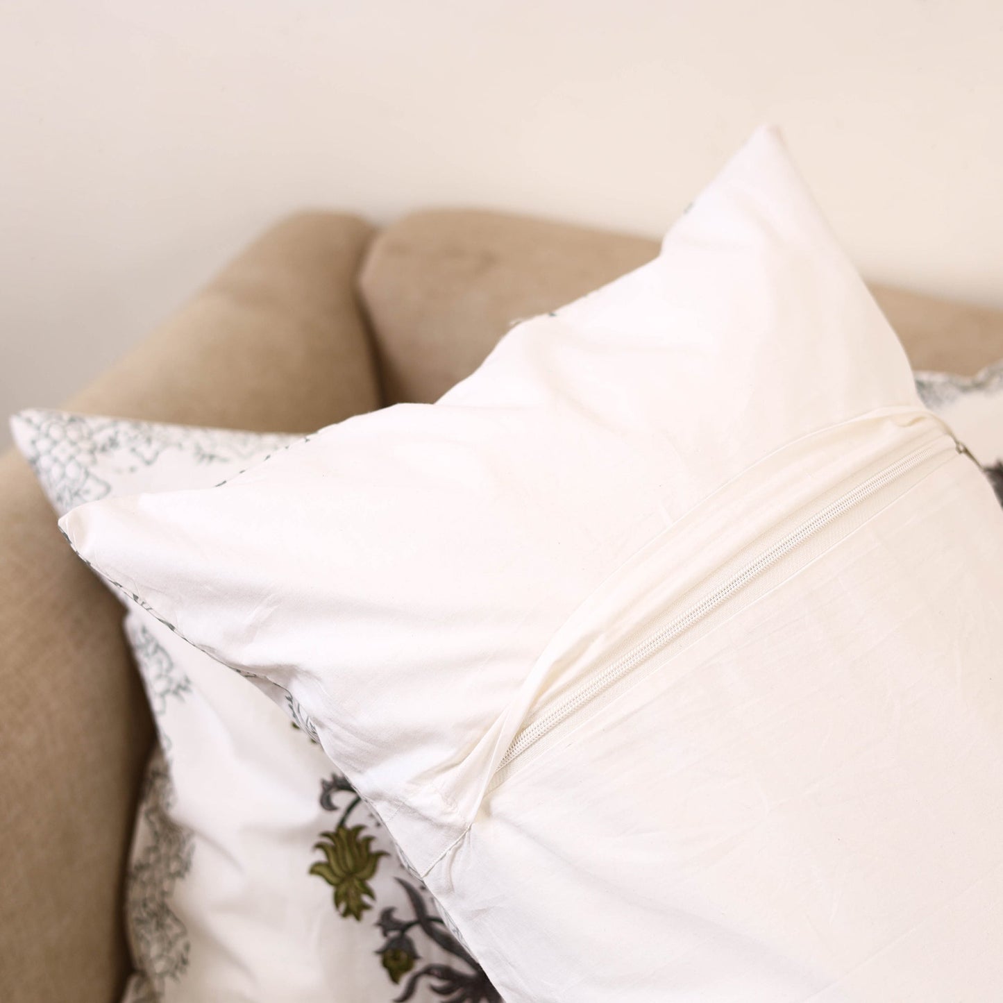 Set of 2 sanganeri cotton pillow covers 129 - handcrafted