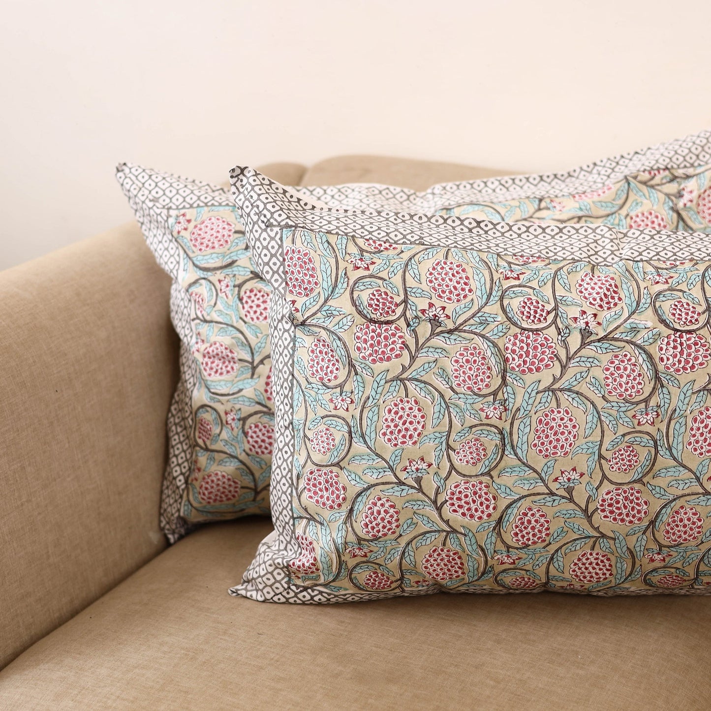 Set of 2 sanganeri cotton pillow covers 134 - handcrafted