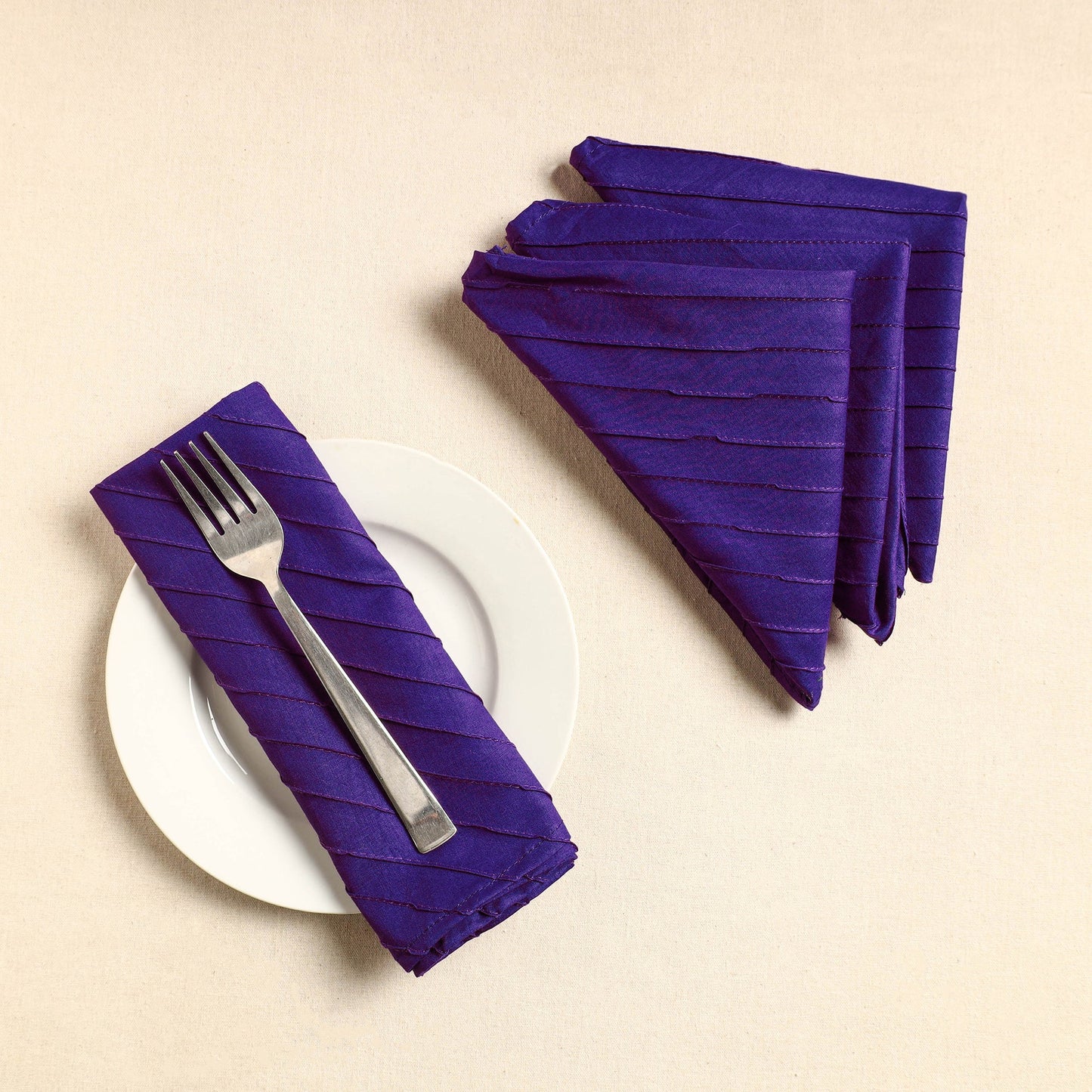 Purple Set of 4 - Pintuck Plain Cotton Table Napkins (18 x 18 in) 04