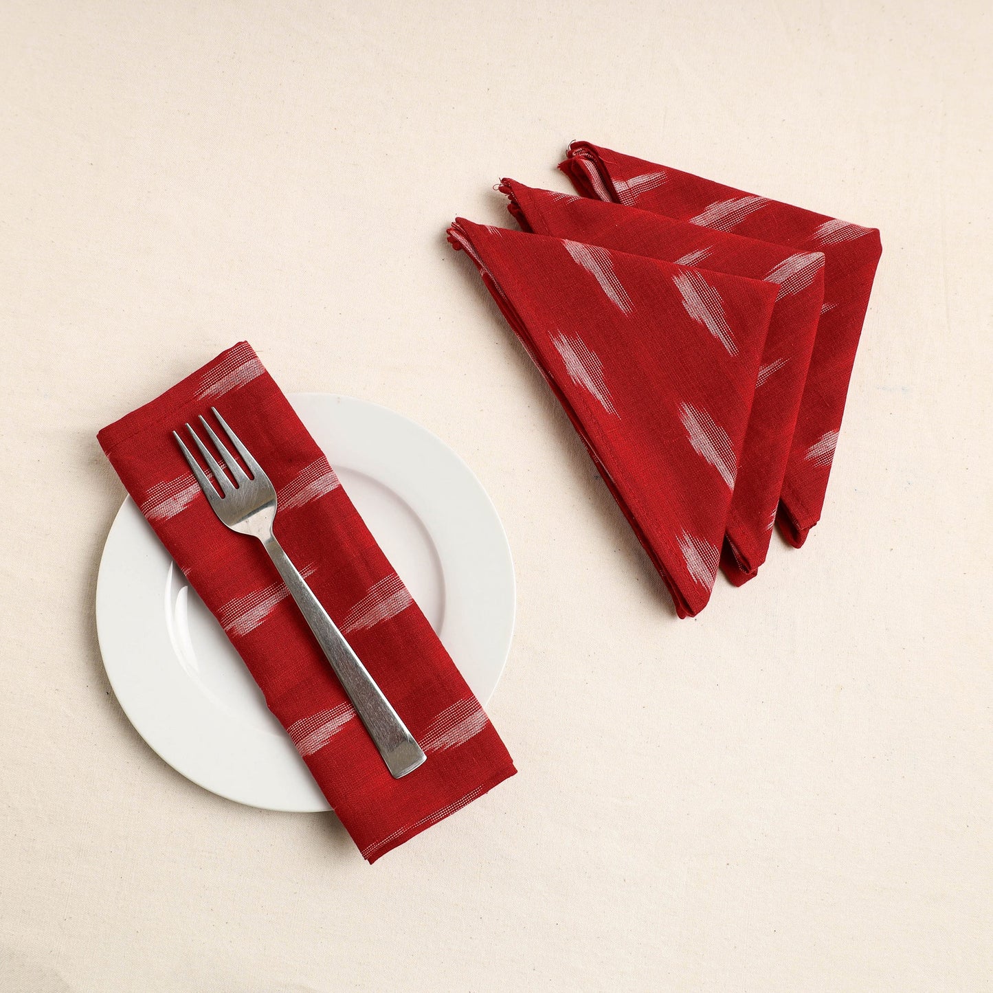 Set of 4 - Red Pochampally Ikat Weave Cotton Table Napkins (18 x 18 in) 10