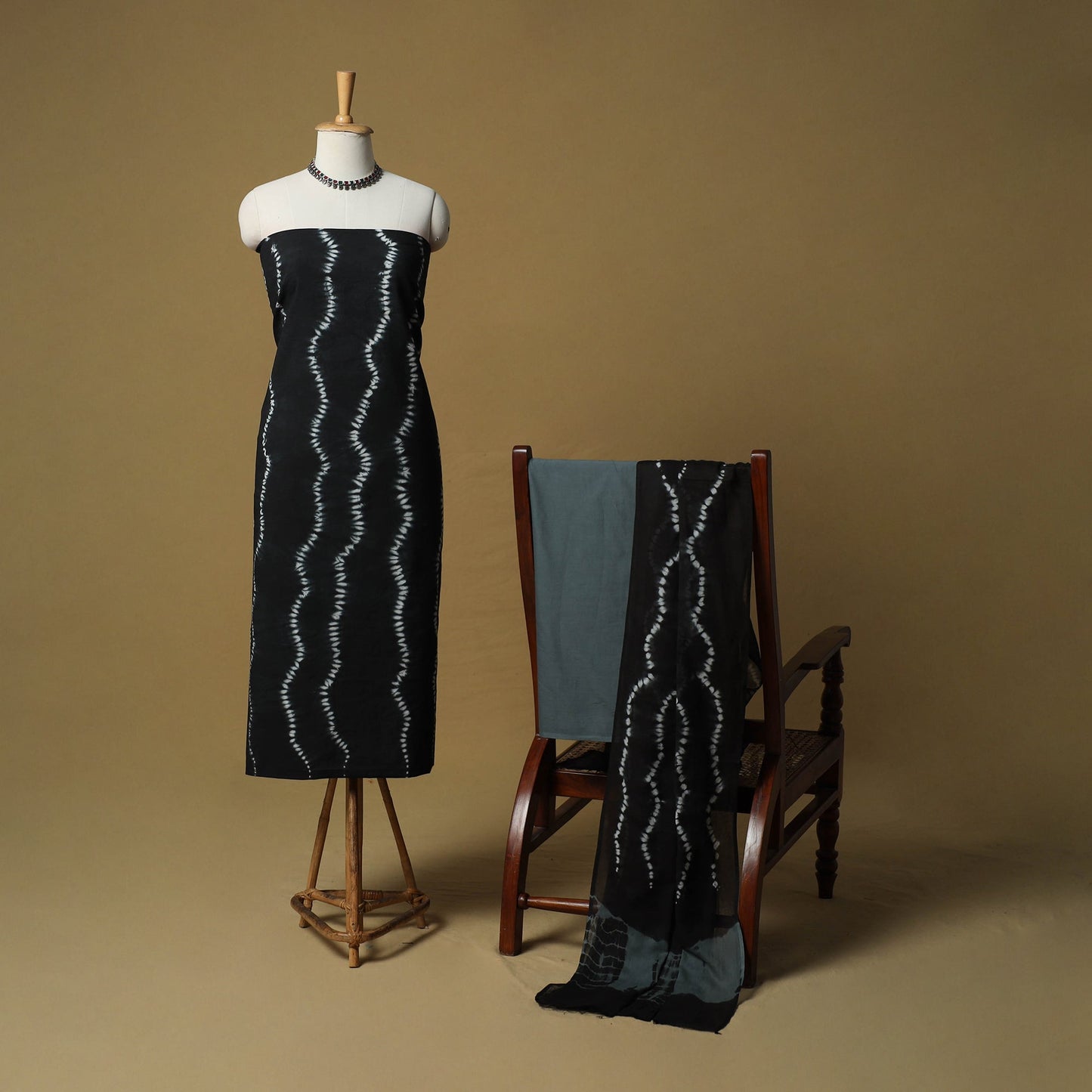 Shibori tie-dye cotton 3pc unstitched dress material suit
