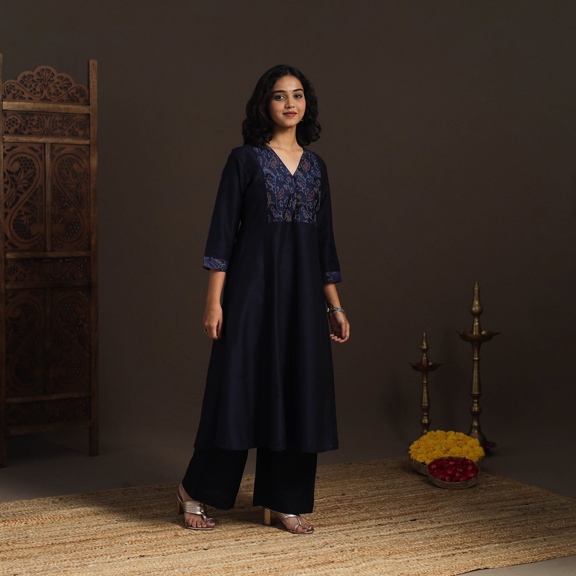 Slub Silk A-Line Plain Long Kurta with Ikat Patch 04