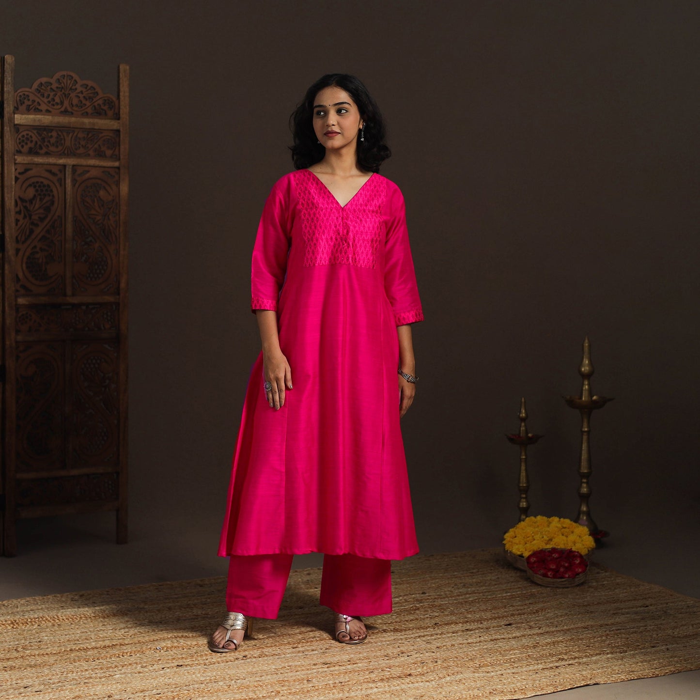 Slub silk a-line plain kurta with ikat patch 05