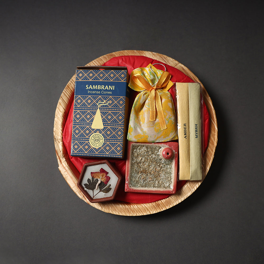 Buy Sri Aurobindo Ashram Gift Set (Assorted) Online in India l iTokri.com