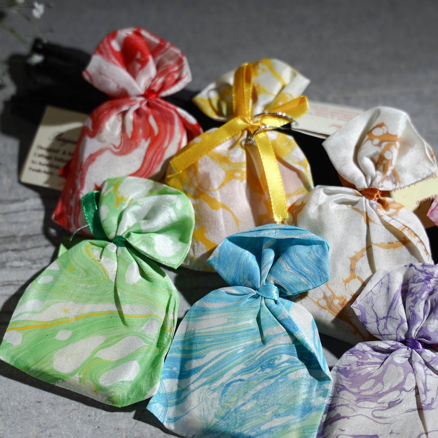 Sri aurobindo ashram natural scented sachets (set of 7) 15