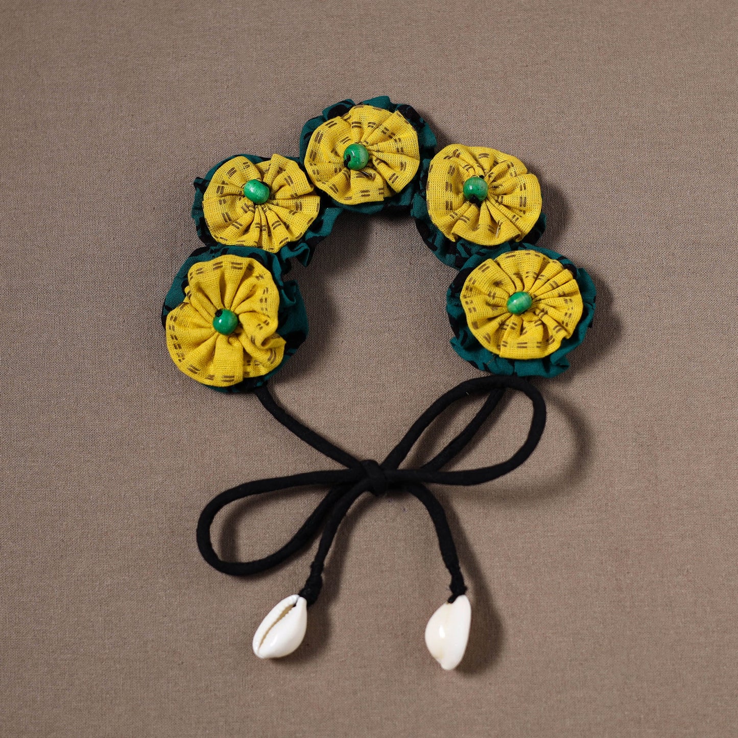 Traditional Handmade Fabart Green Sadabahar Gajra