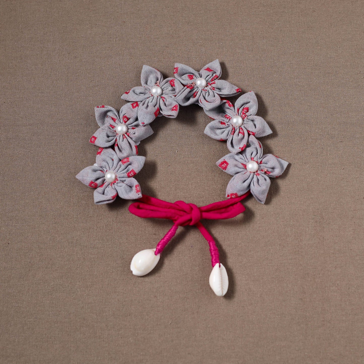 Traditional Handmade Fabart Madhubala Gajra