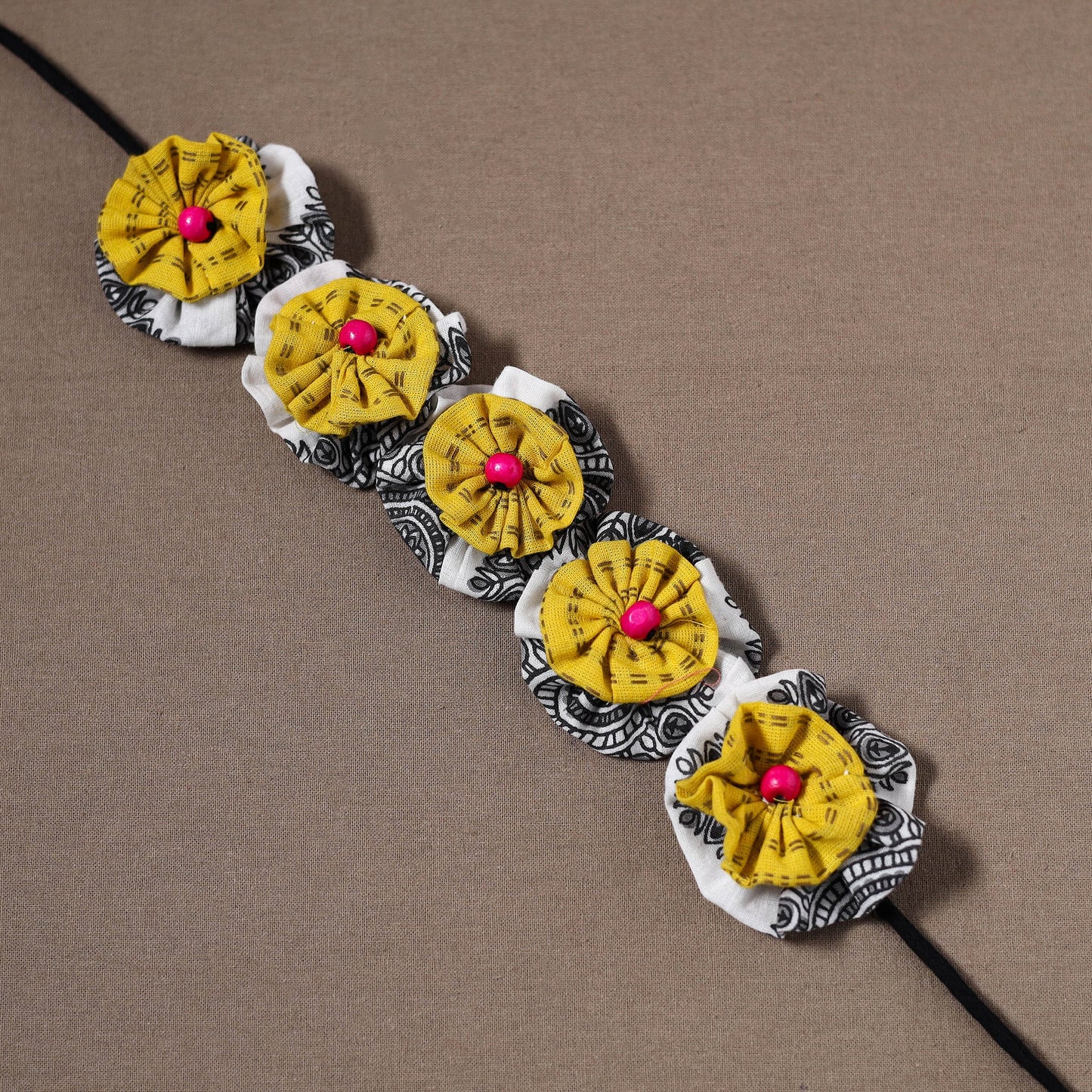 Traditional Handmade Fabart Mogra Gajra