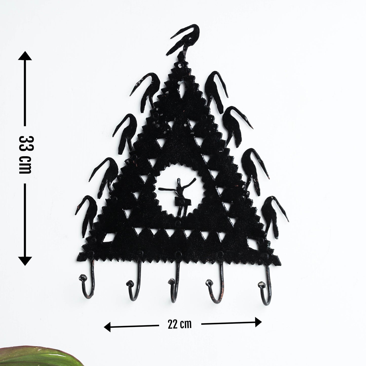 Iron wall hanging