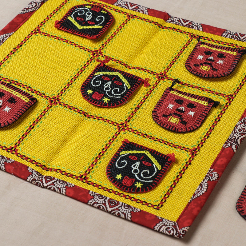 Tribal Hand Embroidered Jute Tic Tac Toe Game Online at iTokri.com