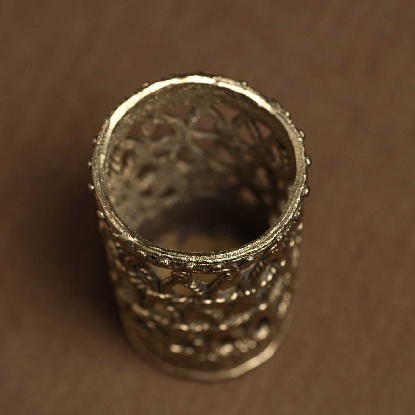 Tribal Odisha Dokra Handmade Pen Stand Online at iTokri.com