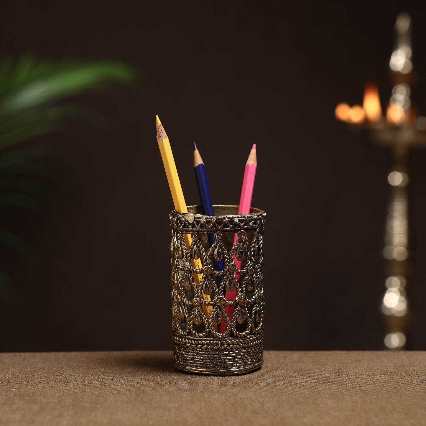 Tribal Odisha Dokra Handmade Pen Stand Online at iTokri.com