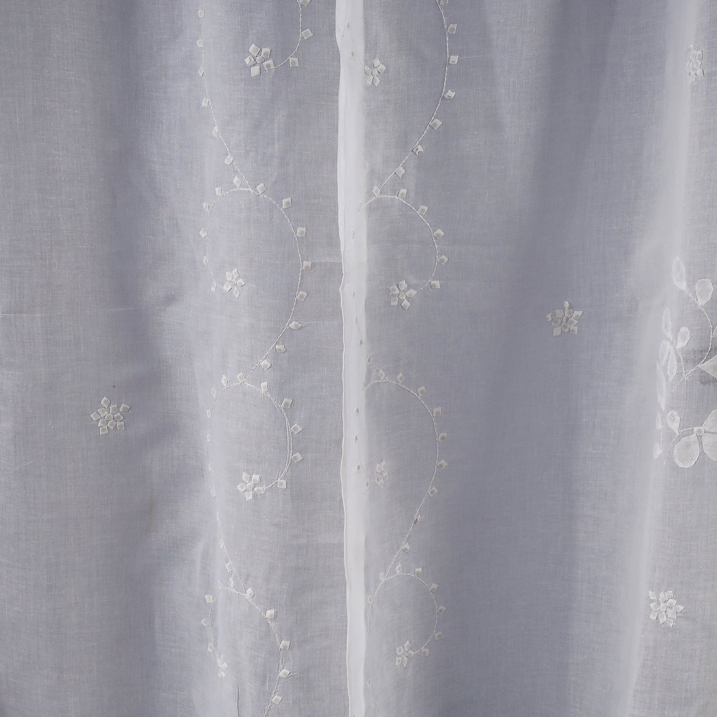 Buy Applique Patti Kaam Pure Cotton Door Curtain from Rampur Online l iTokri.com