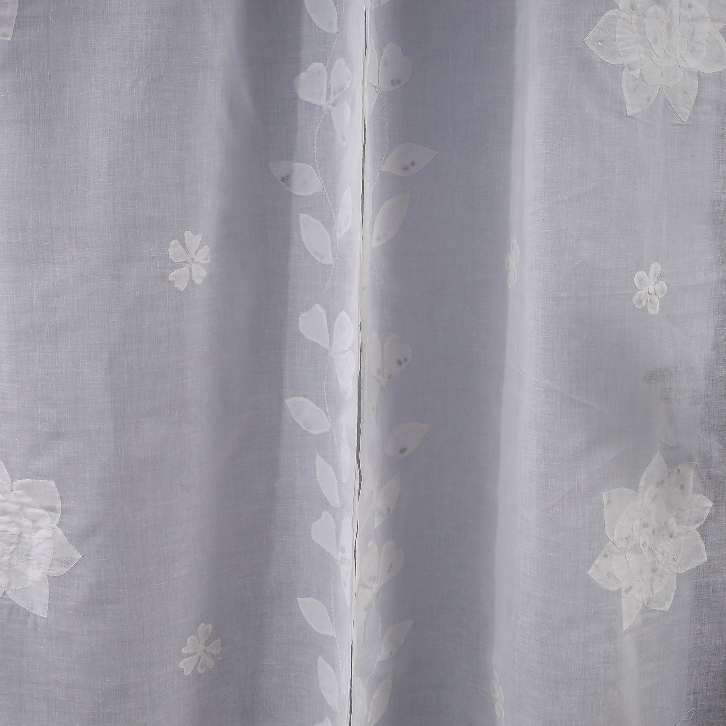 Applique Patti Kaam Pure Cotton Door Curtain from Rampur